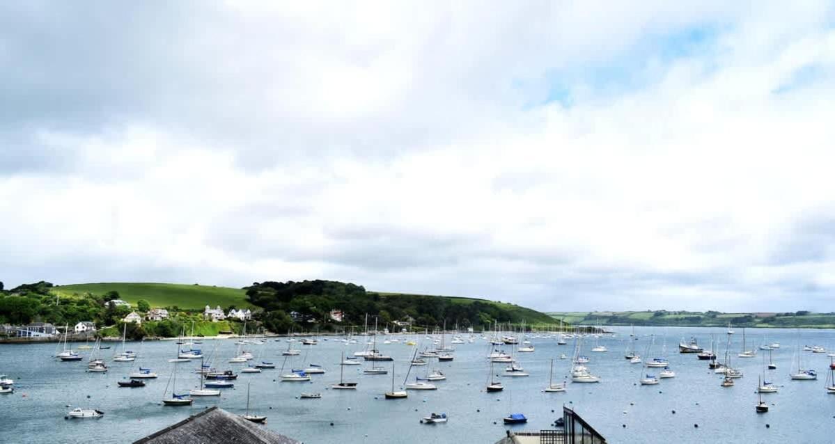 Breathtaking High Street Townhouse With Stunning Sea Views At 'The Old Fishermans Townhouse' Falmouth Ngoại thất bức ảnh