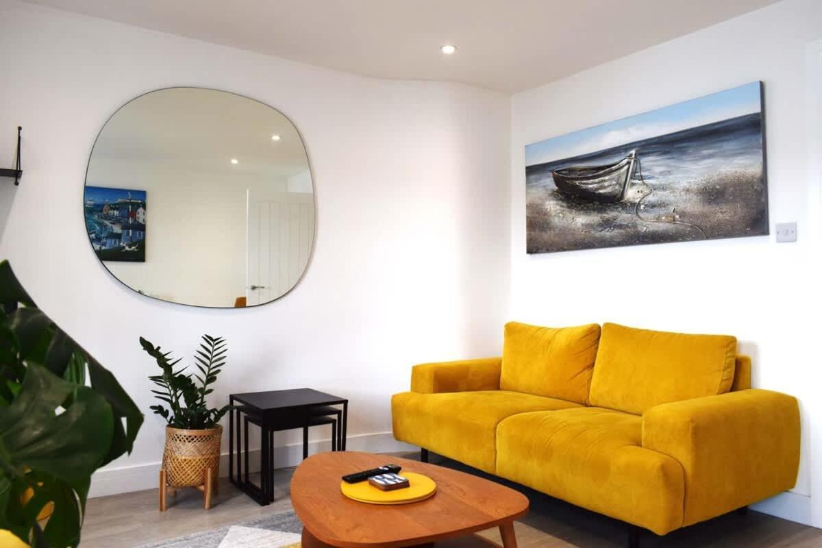 Breathtaking High Street Townhouse With Stunning Sea Views At 'The Old Fishermans Townhouse' Falmouth Ngoại thất bức ảnh
